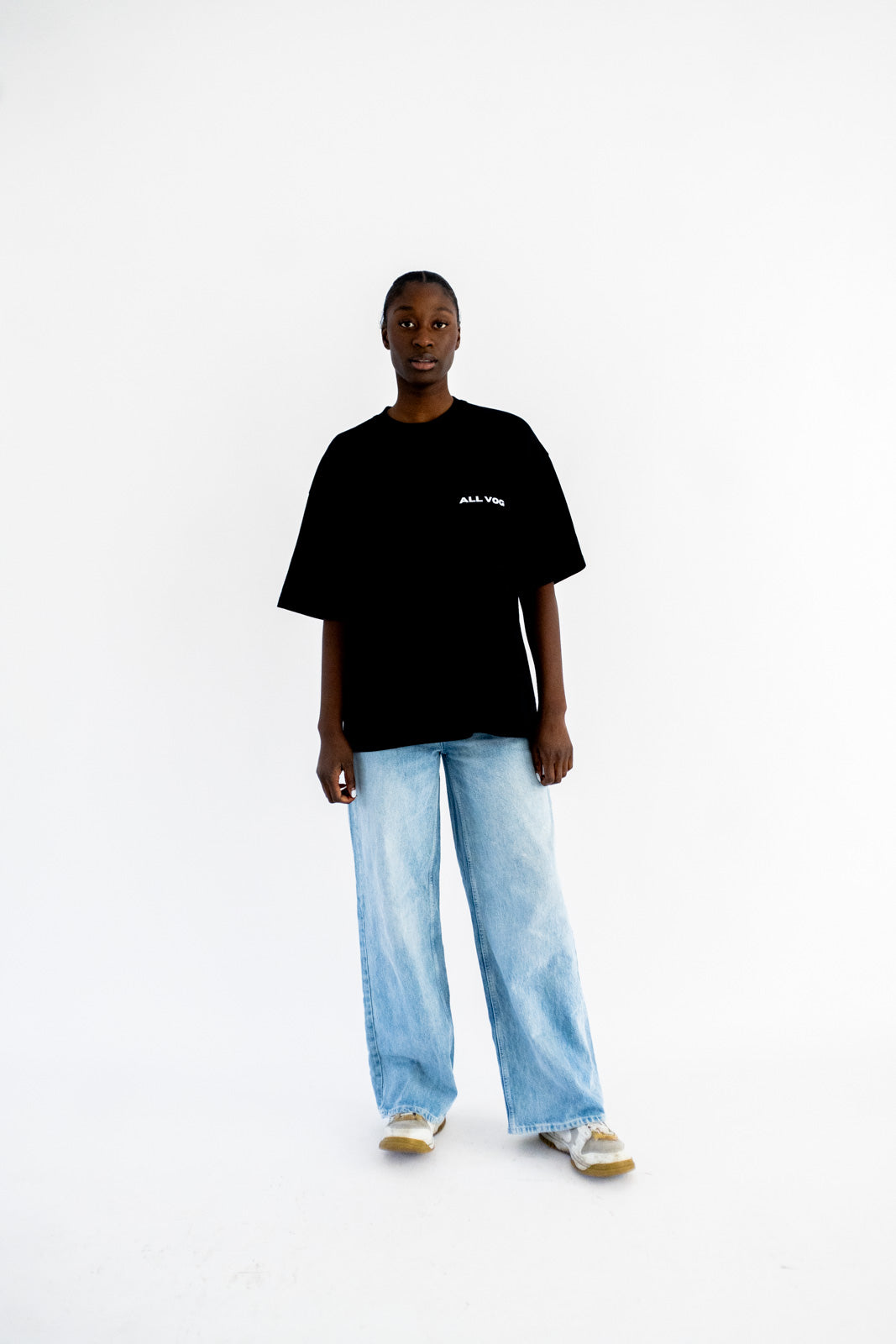 BLACK SKYLINE TEE
