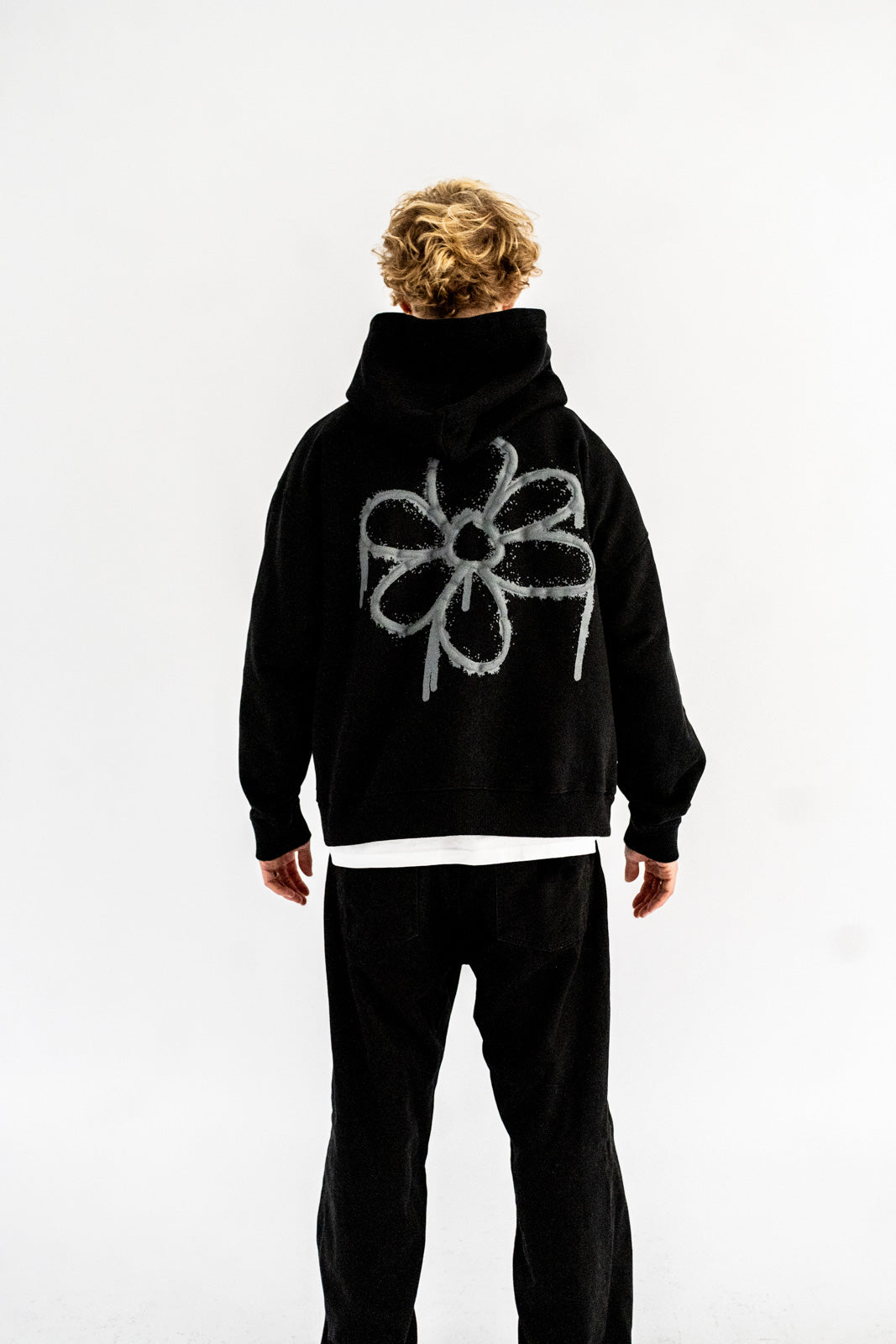 BLACK FLOWER ZIPPER