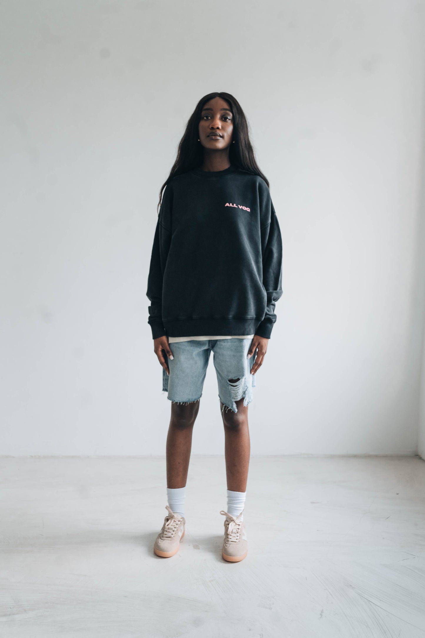 BUBBLEGUM CREWNECK