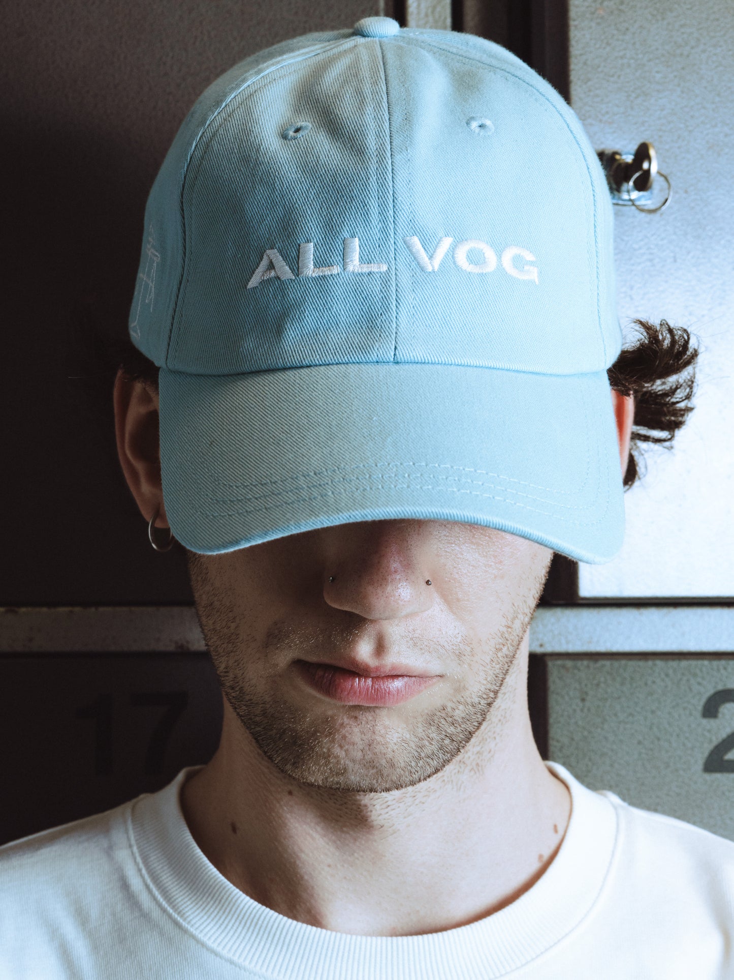 BLUE AV CAP